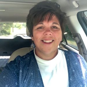 Meet your Posher, Deb